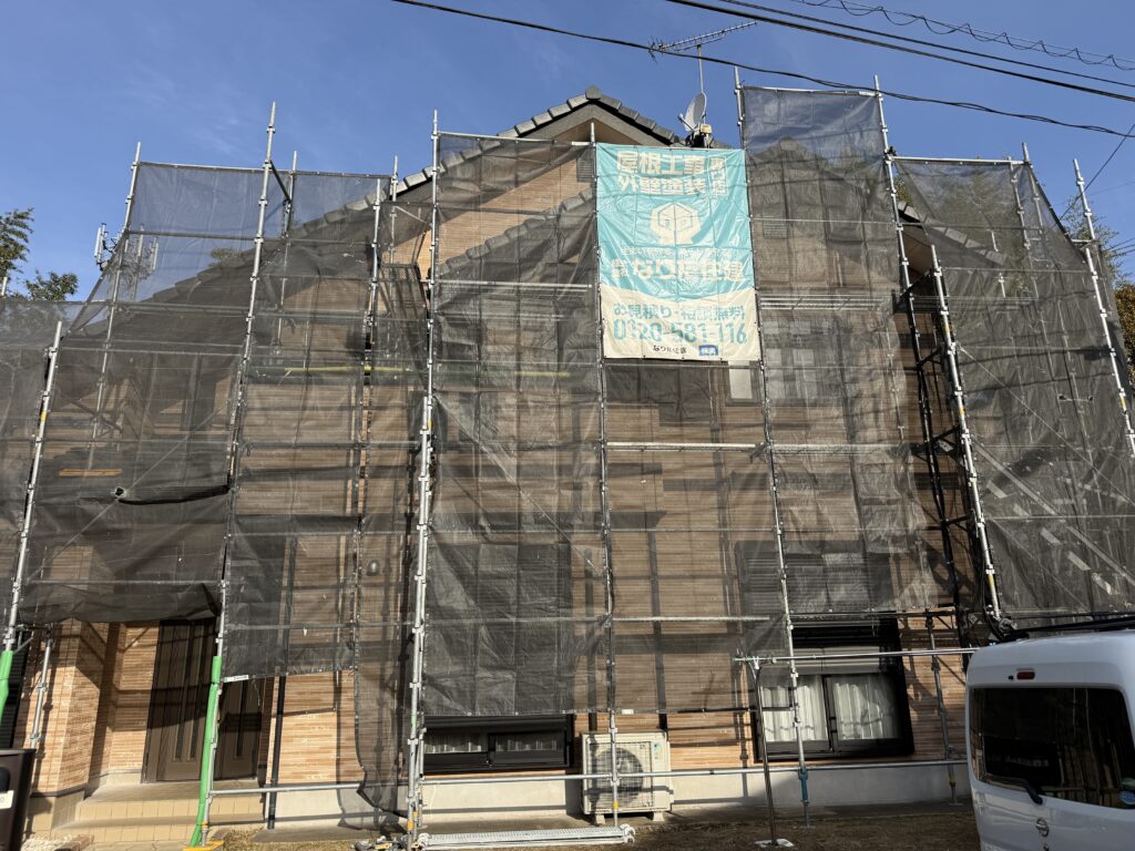 香取郡S様邸　足場組みました！