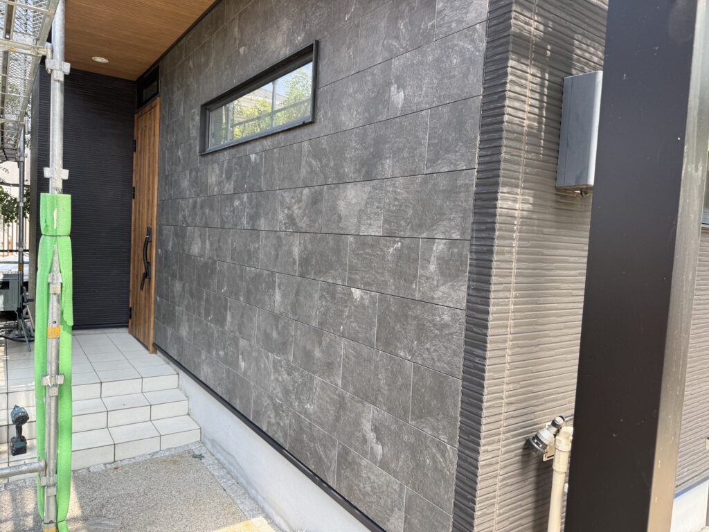 玄関周りも素敵にイメージチェンジできました。